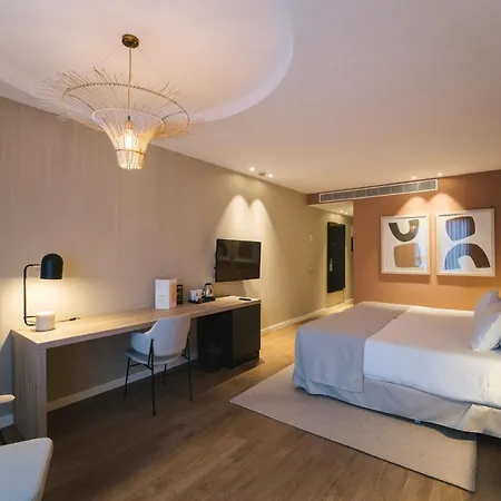 Hotel Barcelo Cervantes 5*