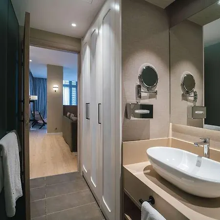 Barcelo Cervantes 5*