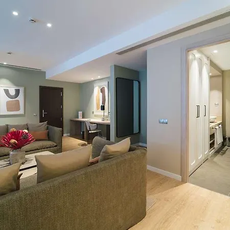 Готель Barcelo Cervantes Ов'єдо