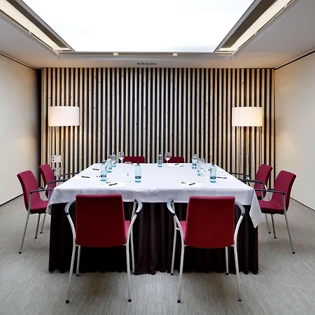 Barcelo Cervantes 5* Ов'єдо