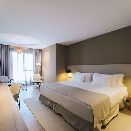 Barcelo Cervantes Otel Oviedo