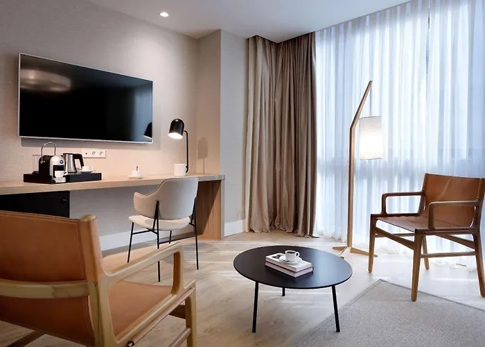 Otel Barcelo Cervantes 5*