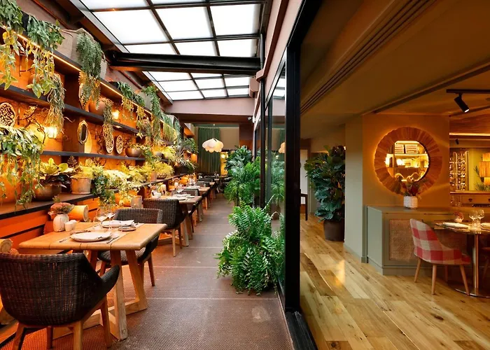 호텔 바르셀로 세르반테스 5*